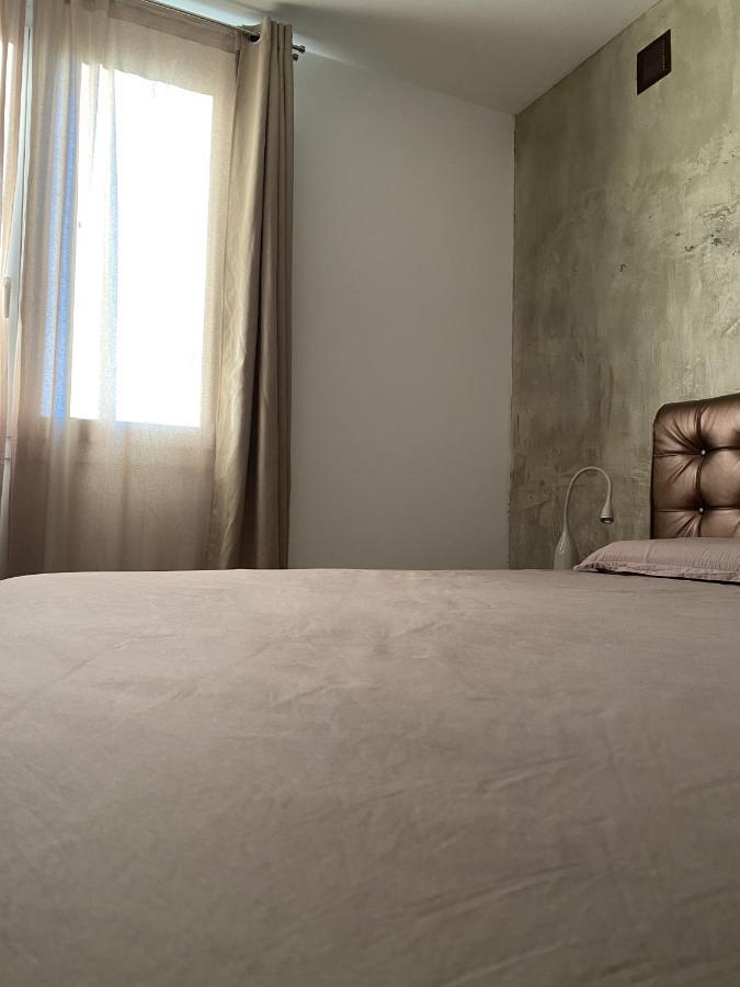 Villa Sabbioni カヴァッリーノ・トレポルティ エクステリア 写真